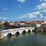 Rimini d’inverno: la città senza maschera